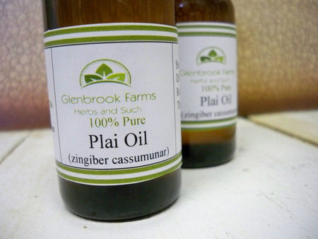 Plai essential oil bottle